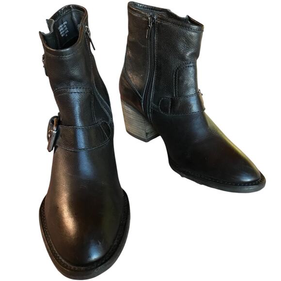 Matisse Distressed Black Leather Moto Style Heeled Booties size 7.5 - Picture 6 of 16